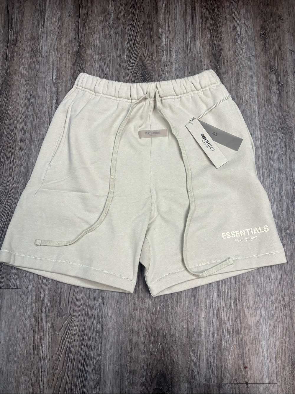 Ss22 fear of god essentials Wheat short